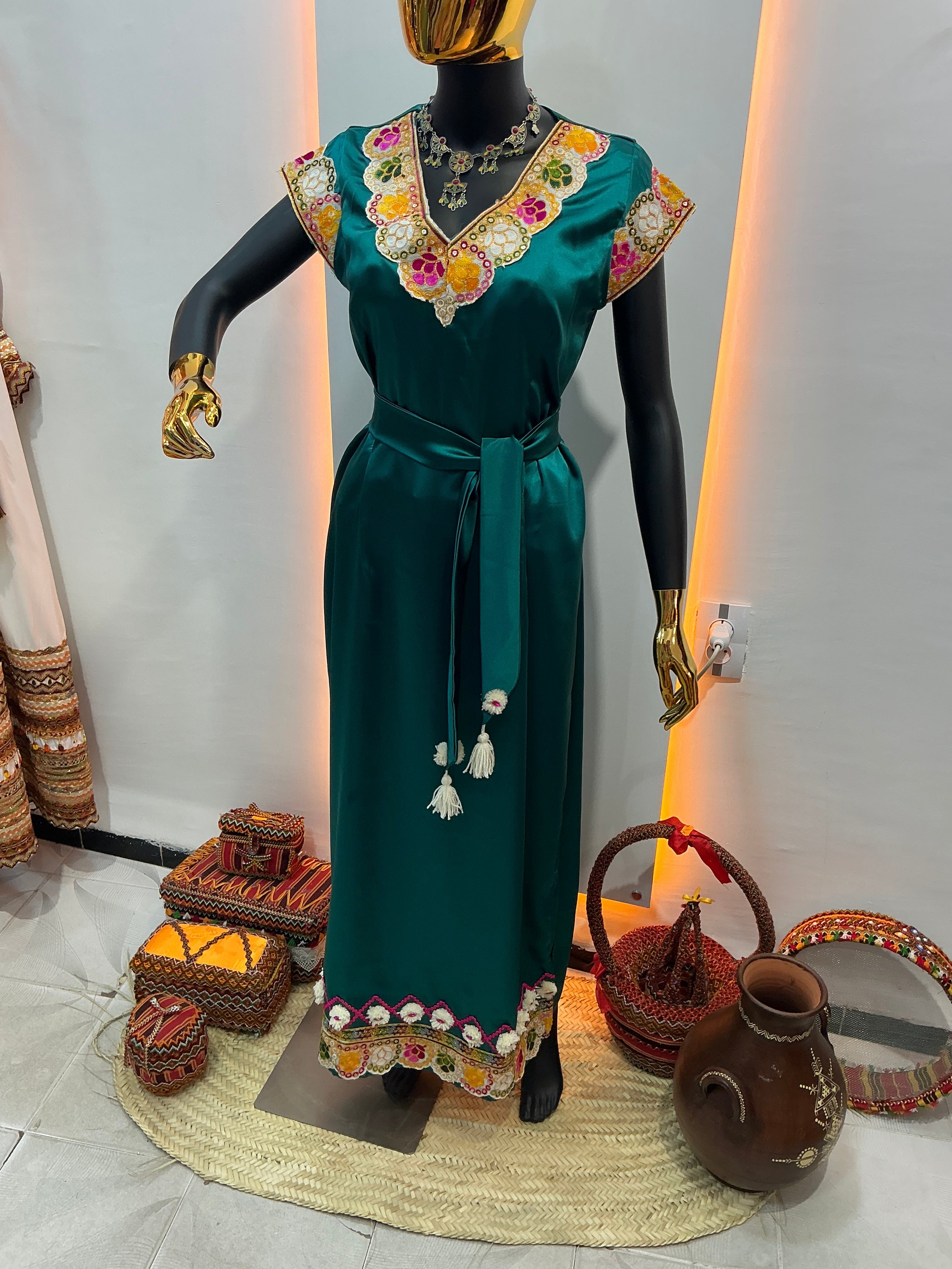 Robe Yasmine