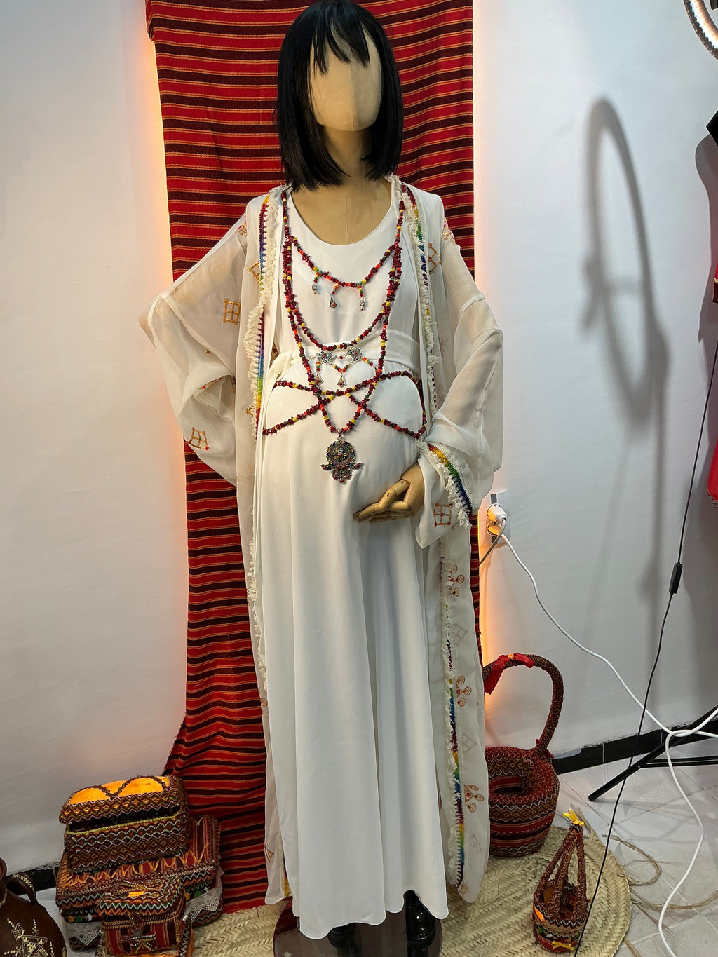 Ensemble deux pièces robe et kimono avec accessoires