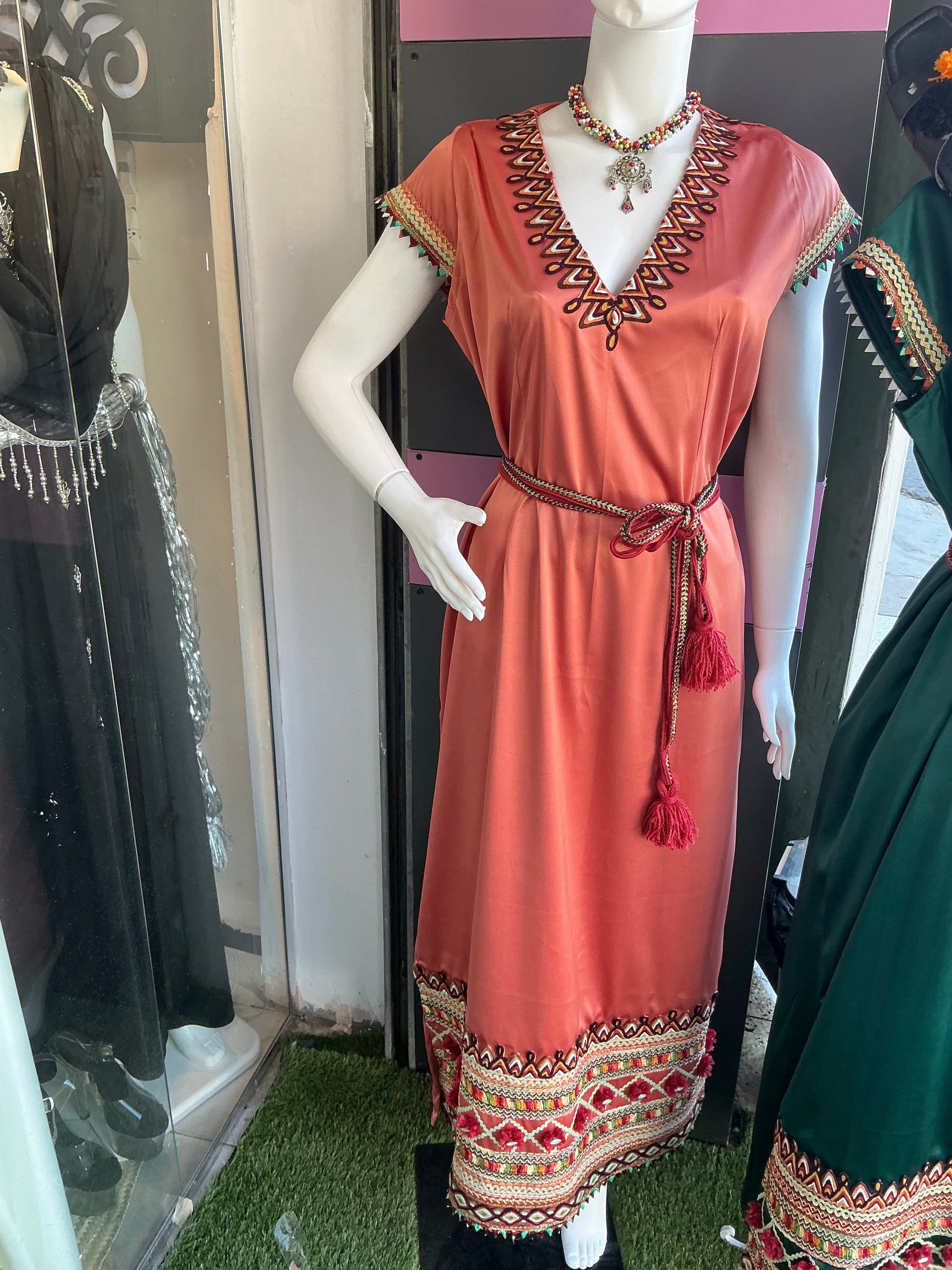 Robe Yasmine 2